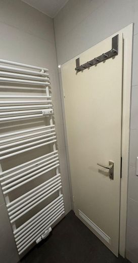 Kapitalanlage - 2 ZW mit Balkon, Einbauküche u. TG-Stellplatz in Waiblingen – Duschbad