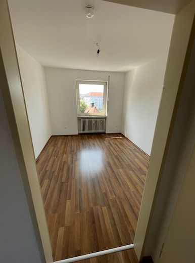 Sonniges Zuhause am Wöhrder See – Kinderzimmer / Büro