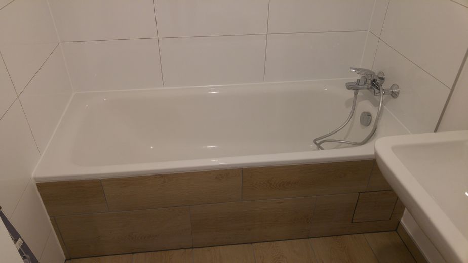 Topsanierte DG Wohnung, WG geeignet, Einbauküche, zentral – Foto 39