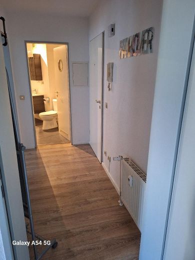 Appartamento completamente arredato sull’isola della Leine - 2 locali, 55 m² con terrazza e posto auto in garage sotterraneo – Flur
