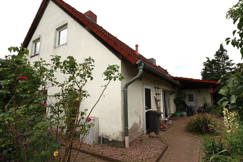 Plauer See’de büyük ikiz ev – büyük arsa ve çift araçlık carport – Fotoğraf 6