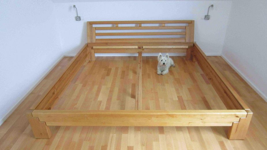 Gepflegte 3 1/2-Zimmer-DG-Wohnung mit gehobener Ausstattung und EBK in Rutesheim - provisionsfrei! – Schlafzimmer