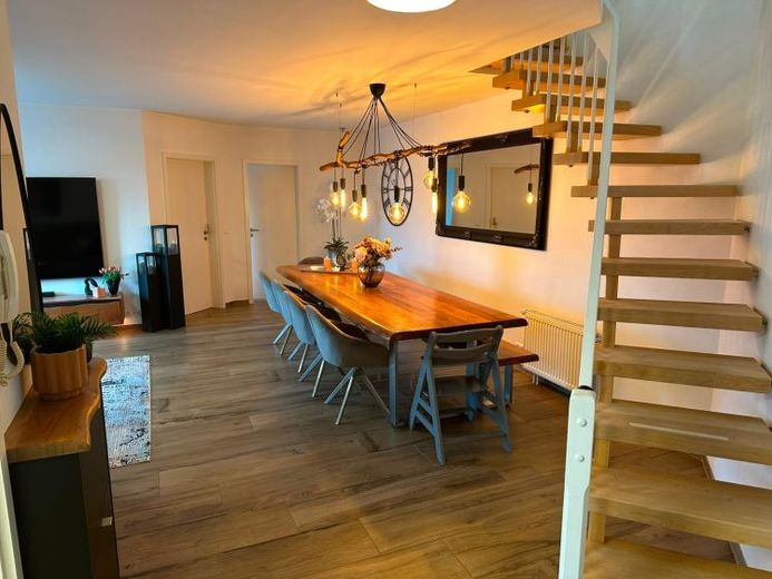 Geräumige & renovierte 4,5-Zi-Maisonette in Lahr/Dinglingen * 2 Bäder * Stellplatz * Keller – Foto 1