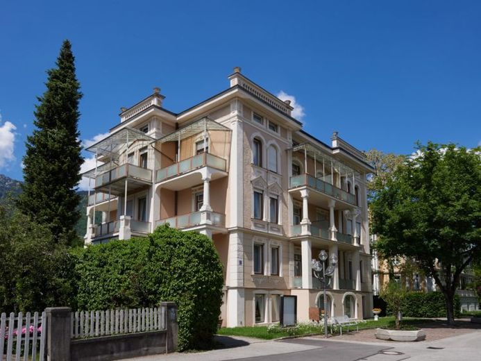 Historische Villa in dem wunderschönen Ort Bad Reichenhall nahe Kurpark – Photo 1