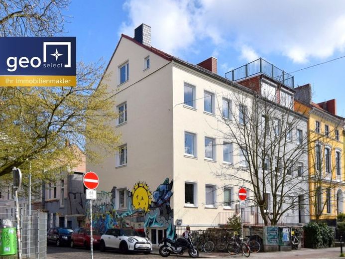 Steintor | modernisierte und helle Souterrainwohnung im Zentrum des Bremer-Steintors – Foto 1