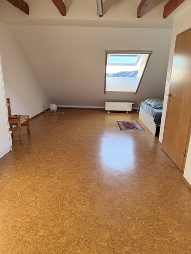 Schönes Haus mit Garten in Ratingen und Garage – Schlafzimmer im Dachgeschoss