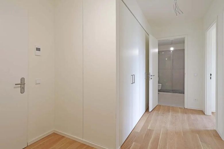 Lichtdurchflutete Traumwohnung, herrlicher Ausblick und Westbalkon - für Paare – Schlafzimmer