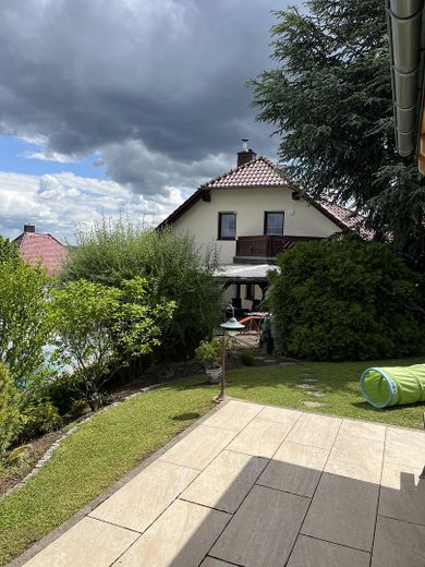 Casa unifamiliare indipendente ai confini immediati della città di Dresda – Haus Rückansicht