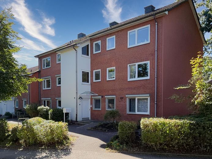 EG-Wohnung - Traumhafte Lage am Stadtpark mit Südbalkon – Gepflegte Anlage