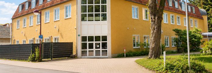 Wohnhaus mit 18 Wohneinheiten (ehemaliges Hotel ca. 69 Zimmer)