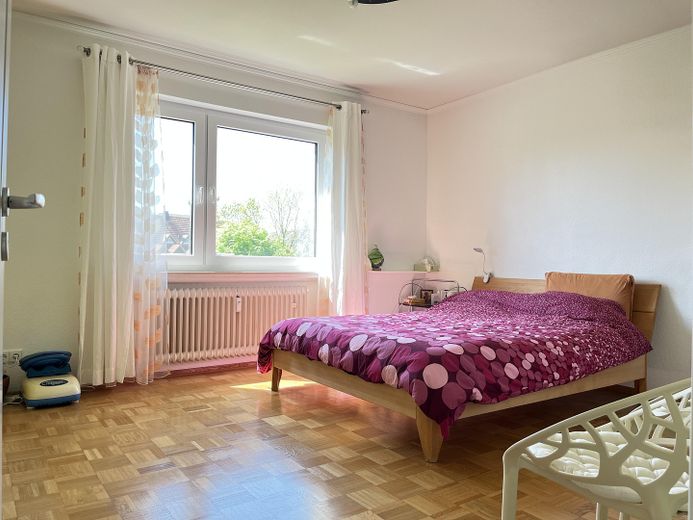 Schlafzimmer 1