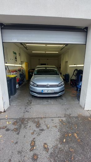 Retail space with workshop and open area in Reutlingen (formerly Enterprise Rent a Car) – Werkstatt