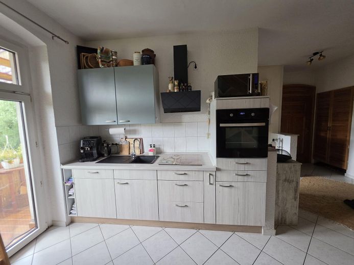 Maisonette-Wohnung mit Balkon zum Innenhof – Foto 7