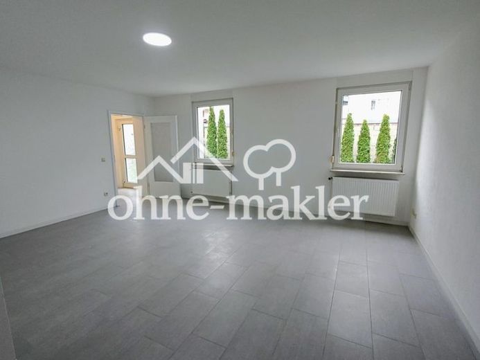 Wohnung im EG mit Terrasse und Gartenzugang – फोटो 1