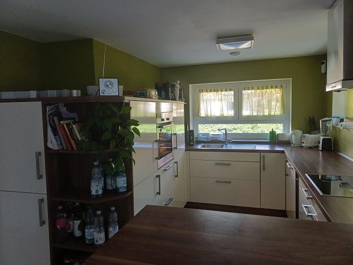 DHH in Gerlingen mit Energieffizienzklasse A+ mit PV-Anlage, Solar, Wärmepumpe und Klima – Foto 7
