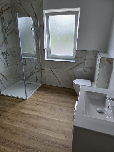 Haus mit 8 Wohnungen – Foto 4