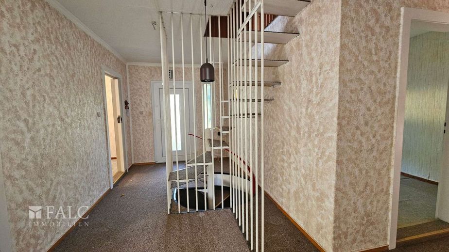 Die Lage ist entscheidend, und die ist top ! – Diele