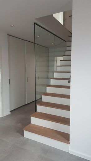 Großzügiges Einfamilienhaus im Bauhaus-Stil – Foto 2