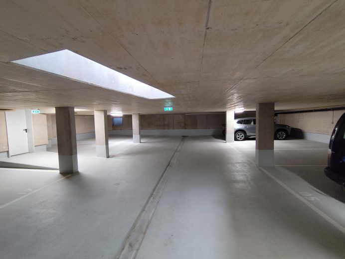 Bez prowizji! Ekskluzywne mieszkanie 2-pokojowe od strony południowej w centrum Bernau a.Chiemsee – Tiefgarage