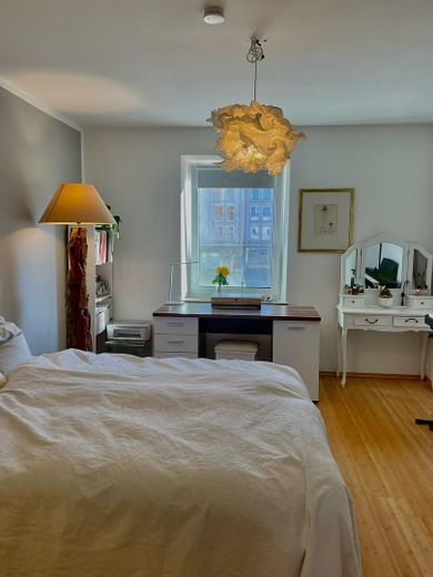 2,5 Zimmer hell, charmant, zentral mit  West-Südbalkon in München Laim – Zimmer 1