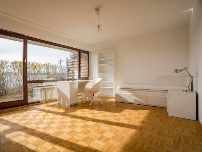Die Tübinger Franken - das älteste Corps am Ort oder ... "Co-Living am unteren Österberg" – Zimmer in der Fritz-Bauer-Str.