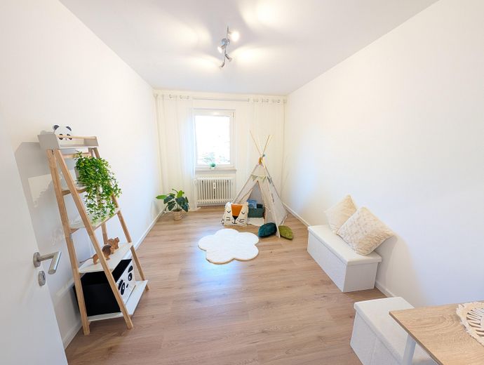 Kinder- / Arbeitszimmer