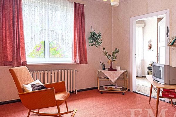 Son derece sağlam inşa edilmiş, kısmen yenilenmiş – Geleceğe yönelik eviniz