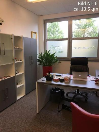 Comunidad de oficinas: oficinas de diseño moderno – Foto 13