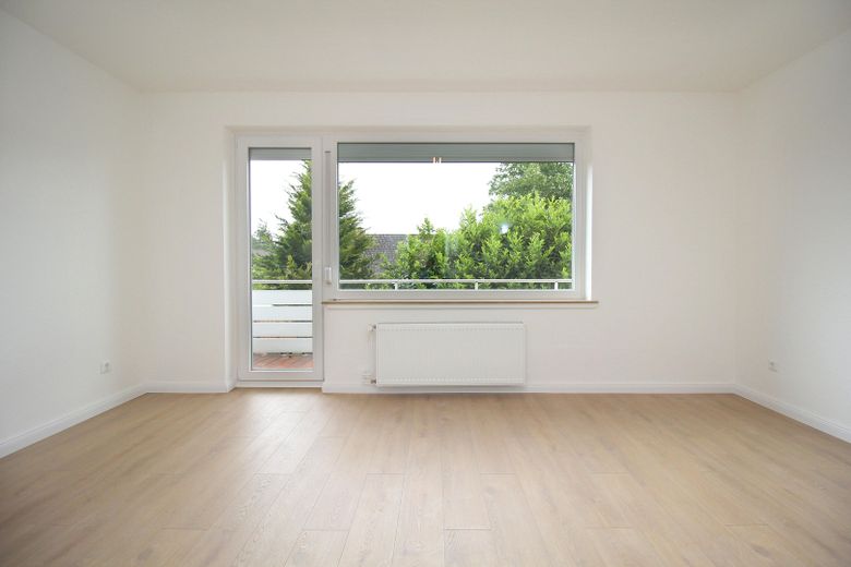 Zimmer mit Balkon im 1.OG