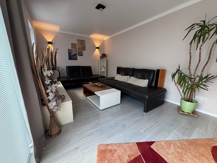 Moderno appartamento di design di 4 locali con la massima efficienza energetica – Foto 2