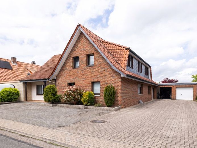 Ruhig gelegenes Einfamilienhaus in Melle-Mitte: Gewachsenes Raumwunder mit viel Potenzial! – फोटो 1