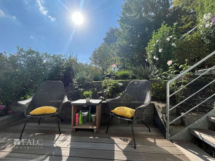 Alles andere als Gewöhnlich -PROVISIONSFREI - – Terrasse