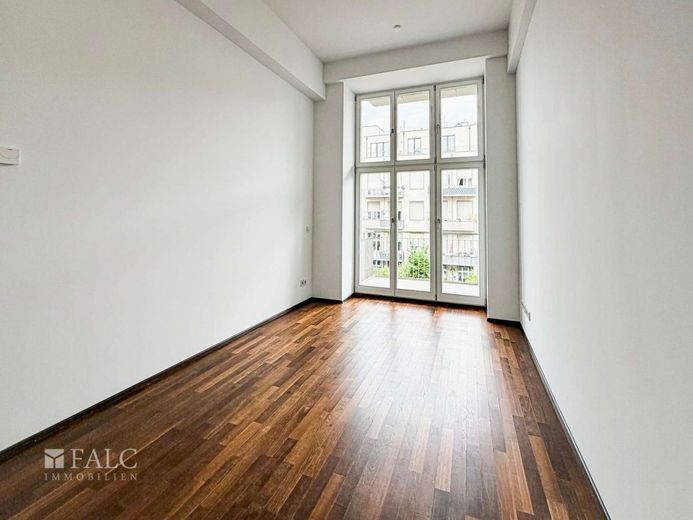 Zur Miete: 4-Zimmer-Wohnung mit zwei Balkonen in 14167 Berlin. – Arbeitszimmer