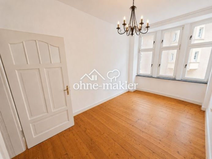 Frisch sanierte 5 Zimmer Altbauwohnung – Foto 1