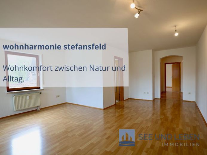 Appartamento attraente di 3 locali con balcone e posto auto coperto a Salem-Stefansfeld – Foto 1