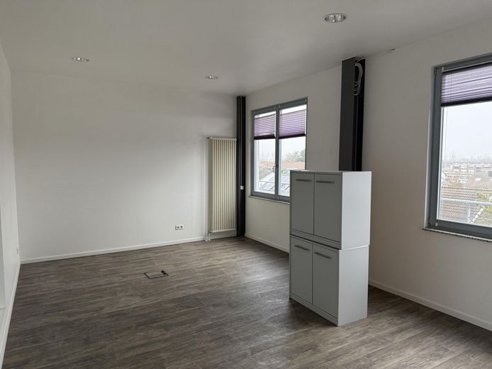 Repräsentative Büroflächen im "Series-A-Campus" – Bild