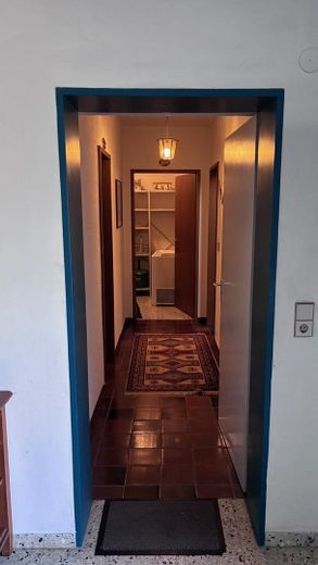 Villa d'architetto in stile Bauhaus con vista sulla valle del Main – Kellerflur UG