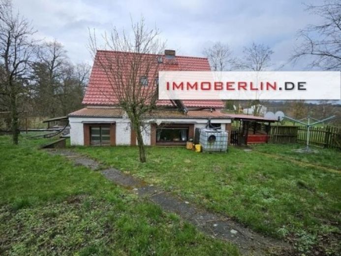 IMMOBERLIN.DE - Schönes Einfamilienhaus auf großzügigem Grundstück in ländlicher Lage – Foto 1