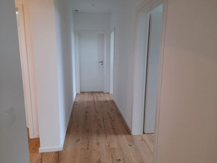++TOP renovierte 4 ZKB++großer Südbalkon++2 Bäder++Küche++möbliert – Foto 10