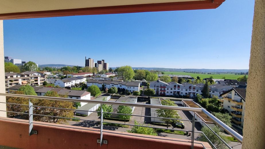 Wohnung mit grandioser Aussicht im 8.OG zu verkaufen – Balkon 2