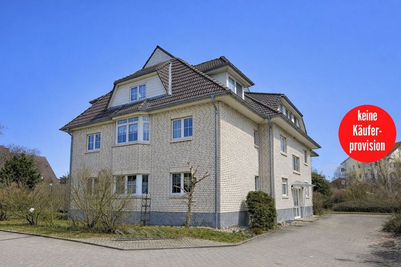 HORN IMMOBILIEN++RESERVIERT! Neubrandenburg, helle 3-Raum Eigentumswohnung mit Balkon, Stellplatz und Einbauküche – 3-Raum Eigentumswohnung