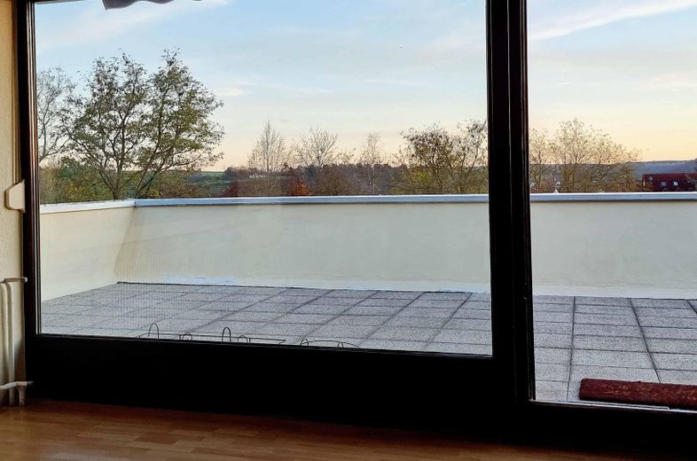 Trennung von Traumwohnung – Balkon-/Terrassenblick