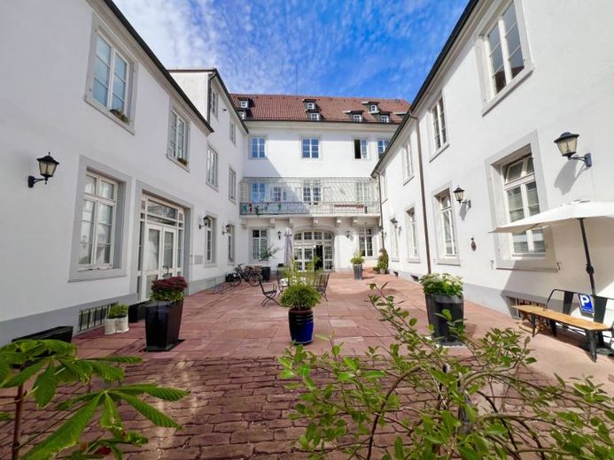 Objekt-Highlight: Wohnen / Arbeiten im Lotzbeck-Palais – Foto 1