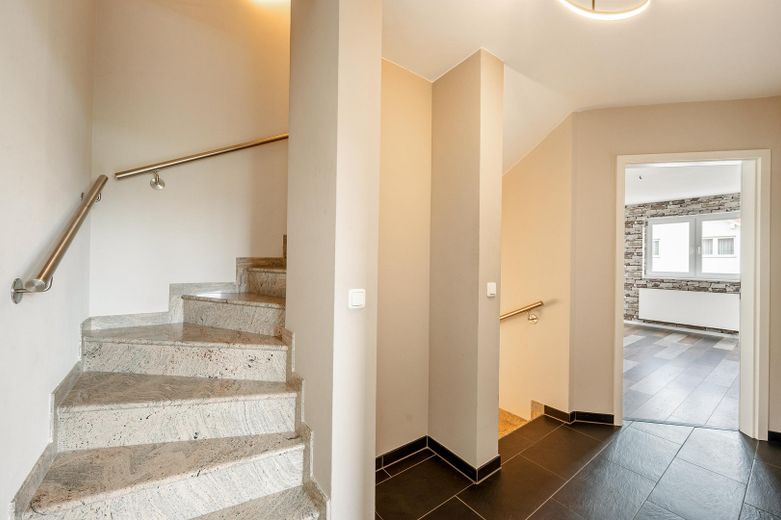 Flur/Treppe