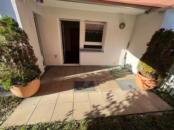 Rarität: 2-Zi.-Gartenwohnung mit Kfz-Stpl. in Toplage (inkl. Einbauküche) – Foto 3