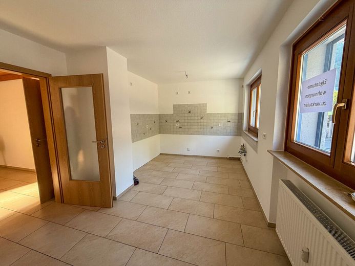 Haus im Haus- 6,5 Zimmer Wohnung in zentraler Lage – Küche