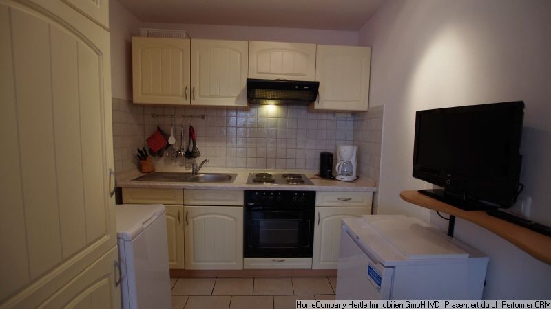 Großzügig  &  möbliert mit Balkon für 3-12 Monate in Zähringen – f1039500639309afc03858b205c1a3c8a2a185c8.jpg