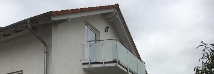 Hausansicht Balkone Ostansicht