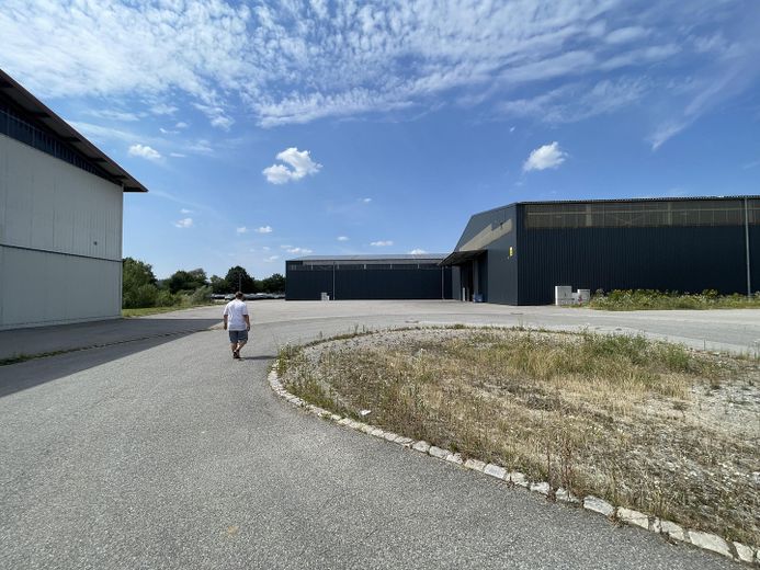 Kalthalle 4.760 m² im Gewerbepark Hunderdorf – teilbar ab 1.505 m² - Halle 25 - zur Miete – फोटो 14