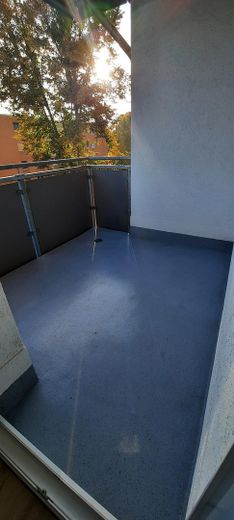 gr. Balkon m. viel Stellfläche